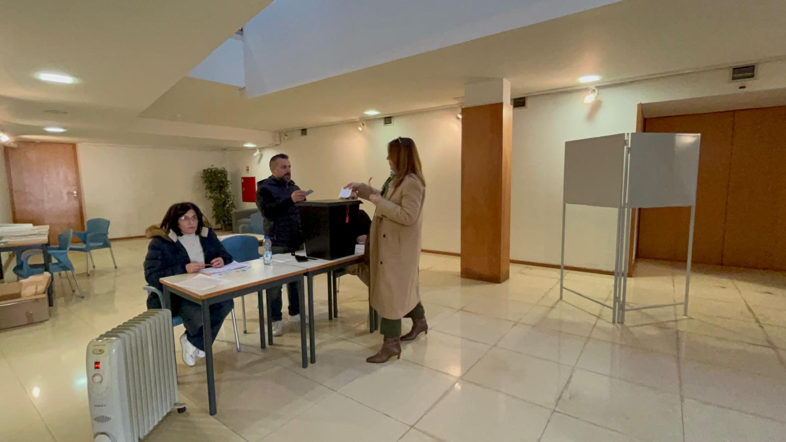 Mesa de Voto  nº5 - São Roque