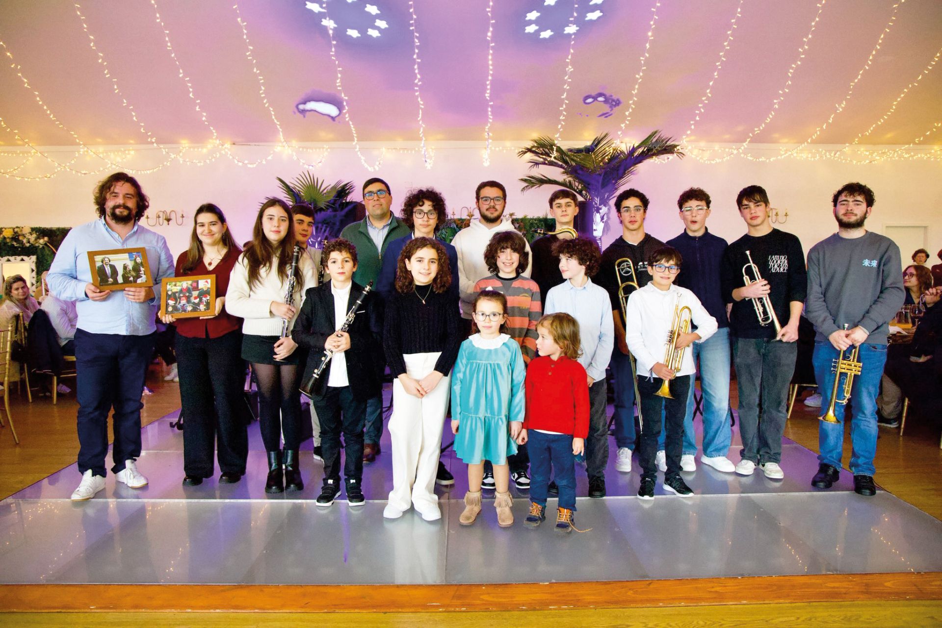 A Escola de Música Sebastião Azevedo abrilhantou a sessão comemorativa (Foto: Simão Moreira)