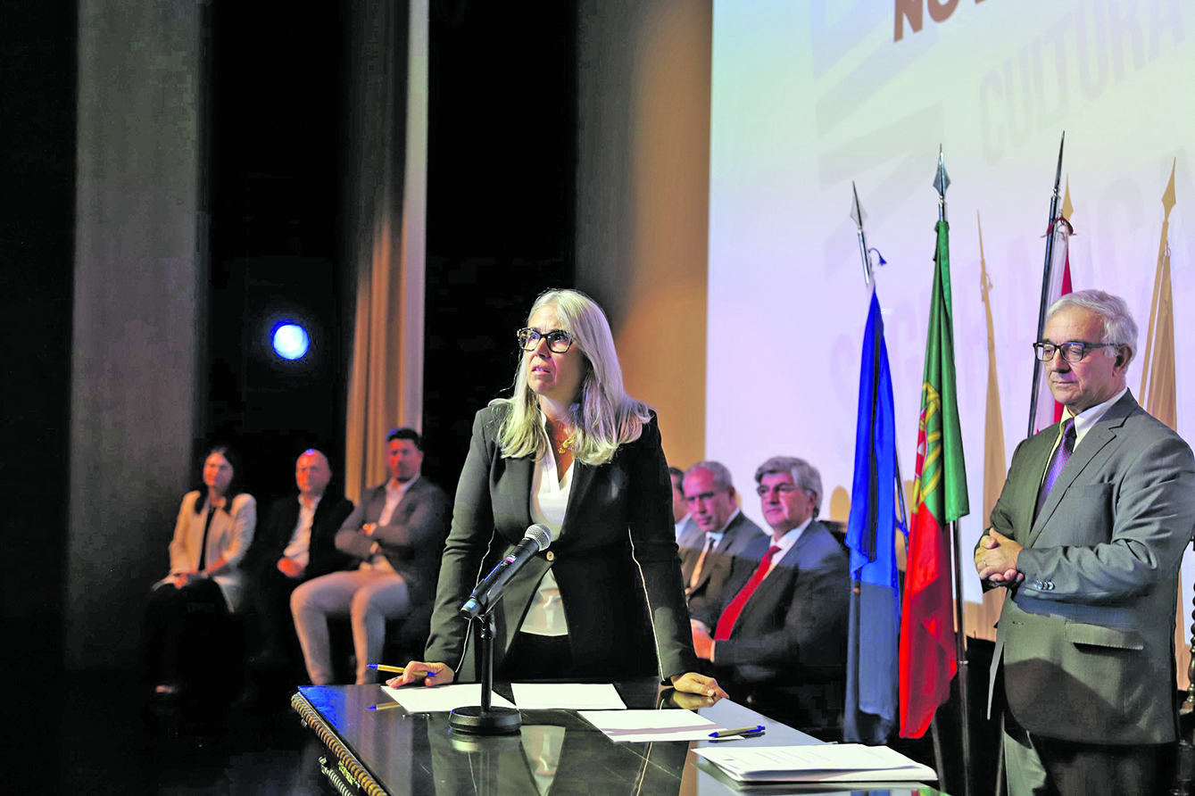 Helga Correia (AD-PSD/CDS)