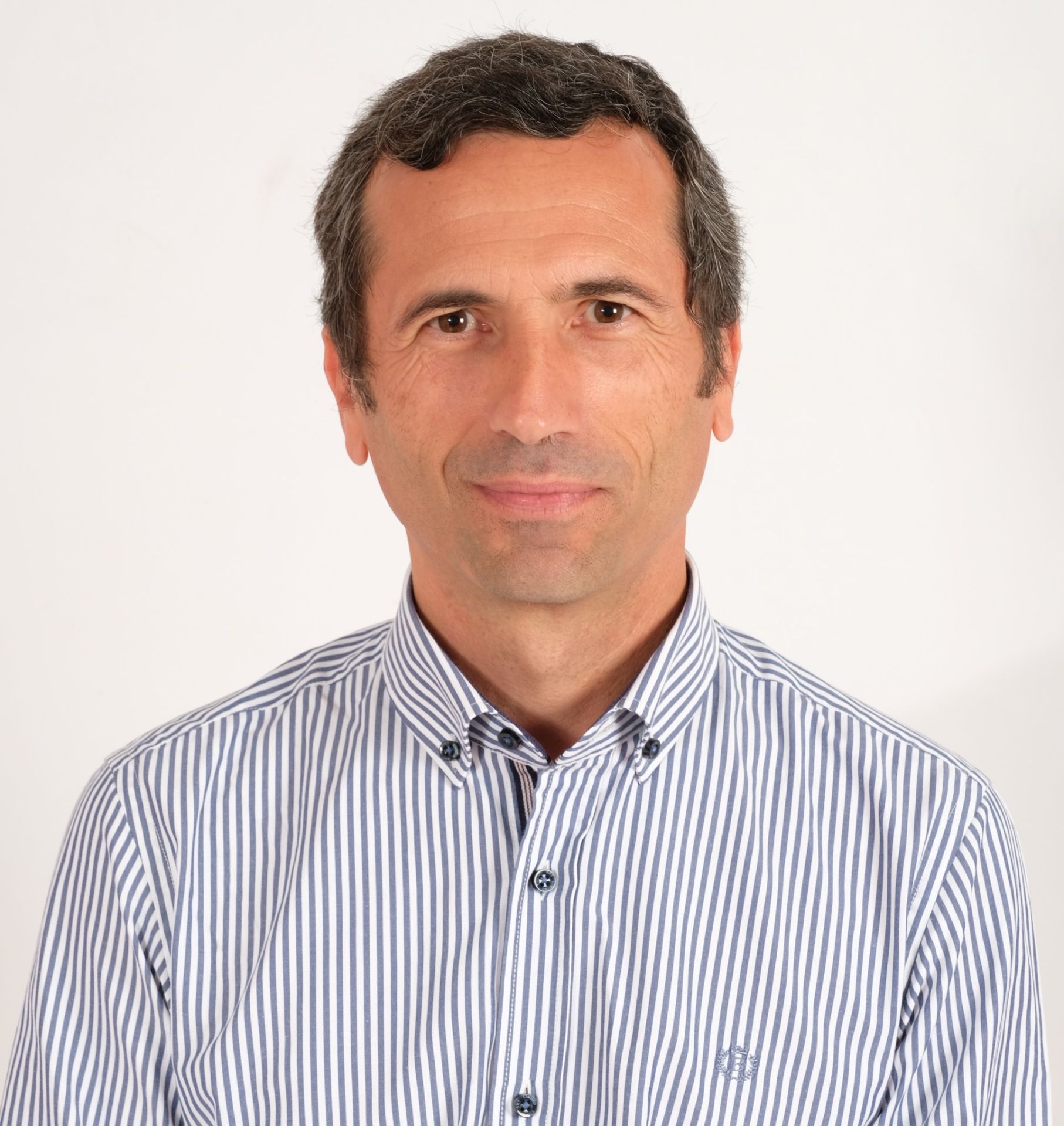 Rui Luzes Cabral marca o ano em que faz 50 anos de idade com lançamento de novo livro