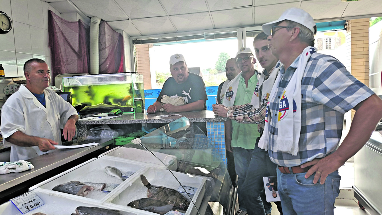 A comitiva do partido do CHEGA diz que tem "ouvido atentamente a população"