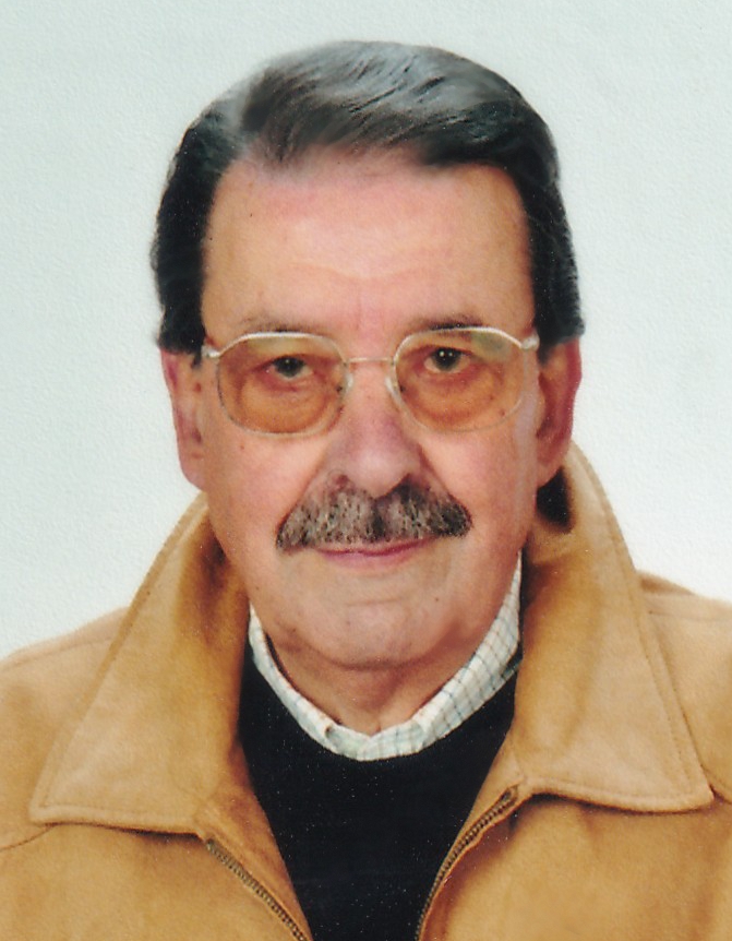 António Castro,  faleceu aos 87 anos